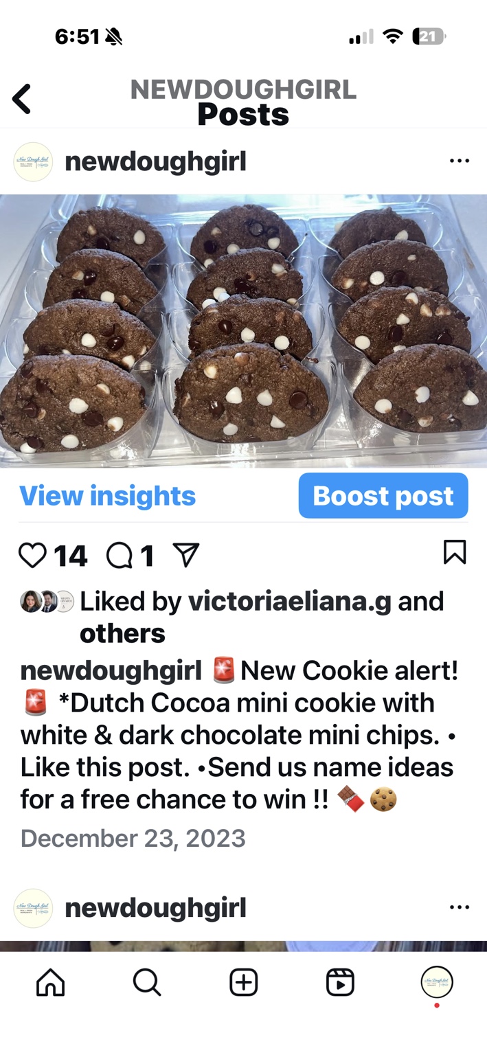 Dutch cocoa mini cookies with white and dark chocolate chips